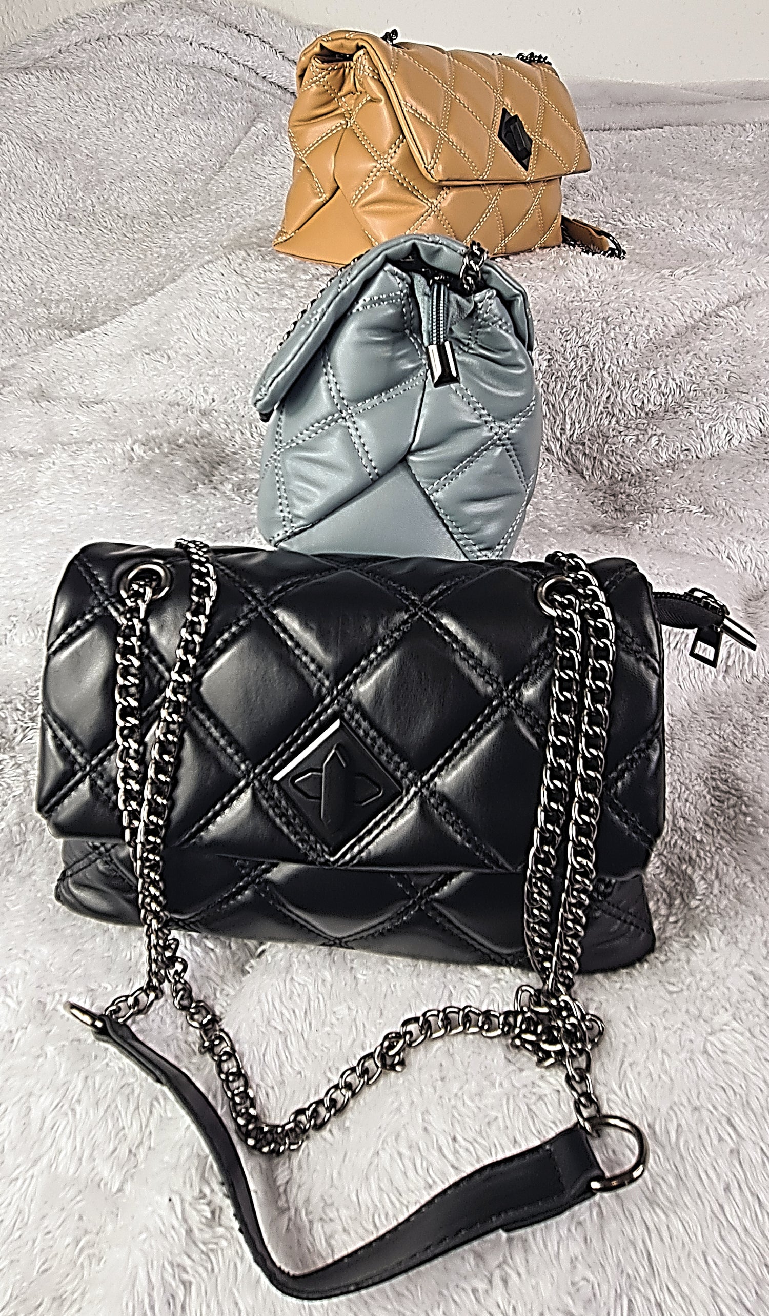 QUILTED PU LEATHER HANDBAG - OMGSTYLEZ